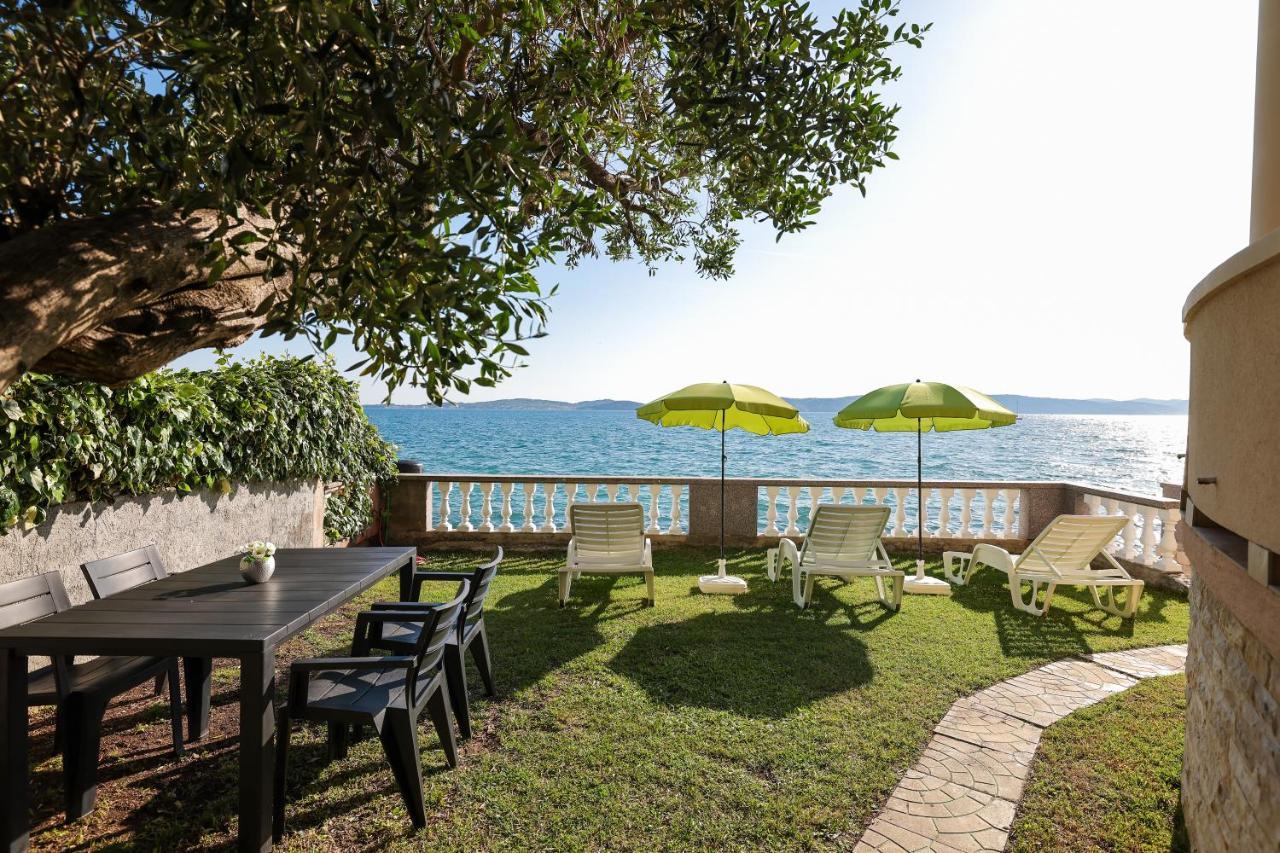 Apartments Kiara บาร์บินเย ภายนอก รูปภาพ